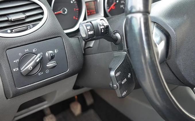 Ford Focus cena 16900 przebieg: 178000, rok produkcji 2010 z Kłodzko małe 172